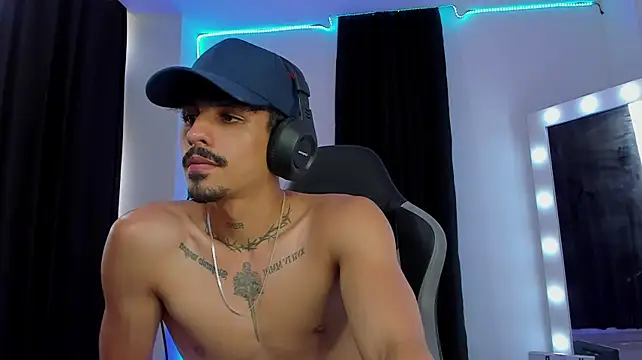 Lukeetaylor webcam