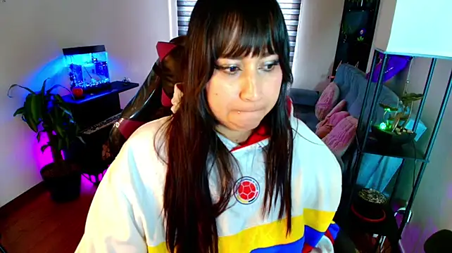 cherryy_bombshelll webcam