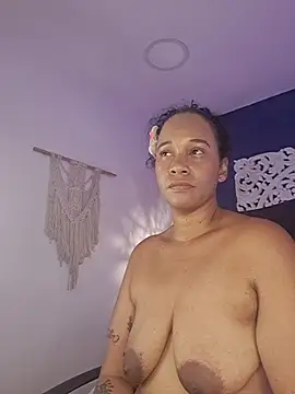 EbonyHorrny