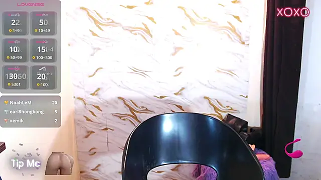 NicoleAsianHot1111