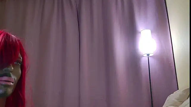 PurpleD1va live cam preview
