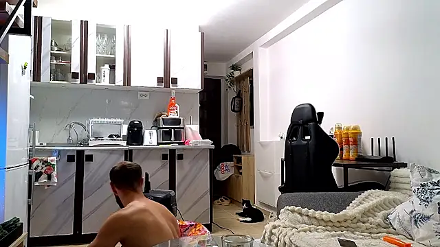 RyanStorm_ live cam preview