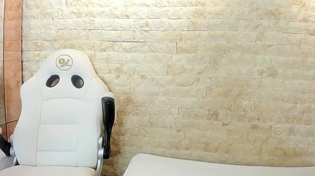 annie_shine_ webcam