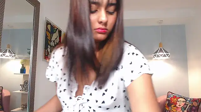 _Lucy_Grey_ live cam preview