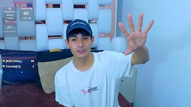 TaylerCruz live cam preview