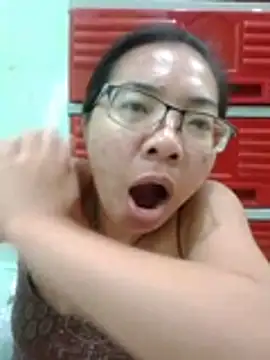 Horny_gelyn webcam
