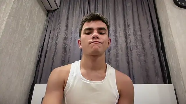Just_Max02 live cam preview