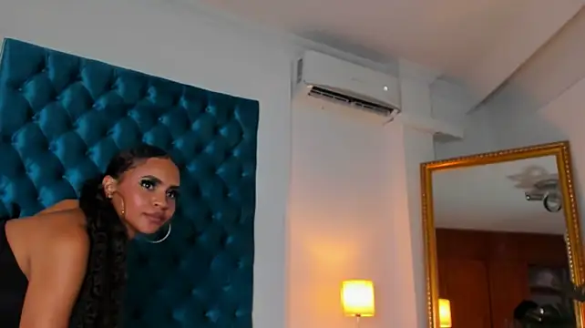 ZoeSanthanna_
