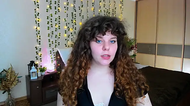 CurlyMagicc webcam