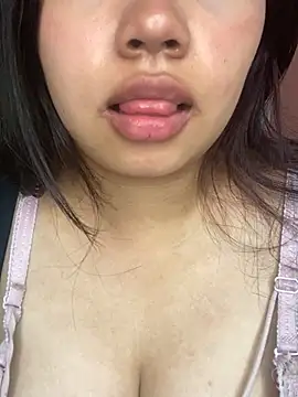 samantha_bigtits