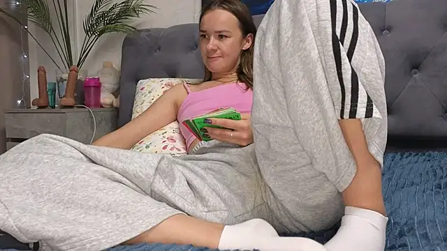 strip-lady (F young) - squirt