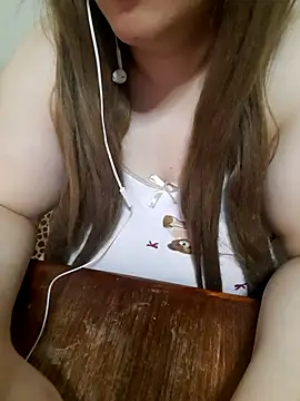 Madam_bezzzoul webcam