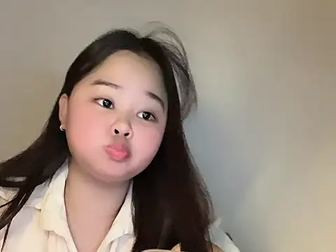 Nhungnhung201 webcam