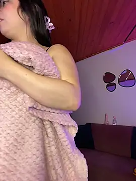 Camila_cute20 live cam preview