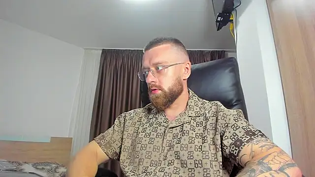Findom_guy webcam