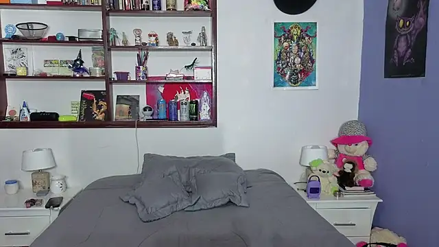 stephania_t webcam