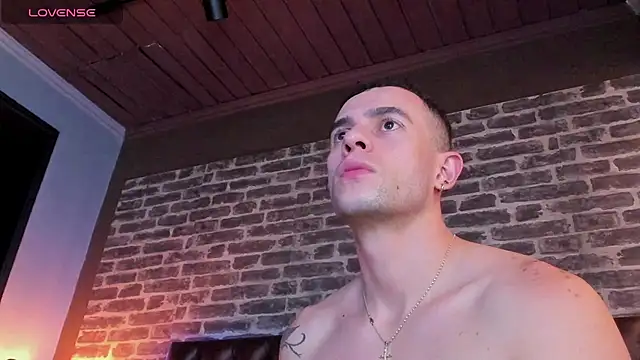 Raziel_Duskbane webcam