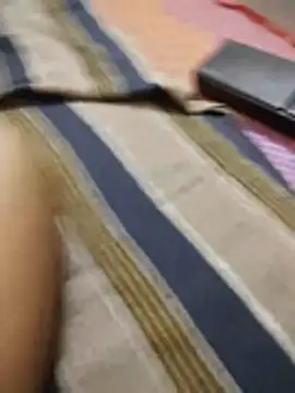couple-gold35 (Ask my age) - New show surprise