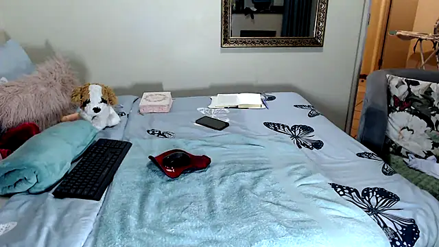 FitSelina66 webcam
