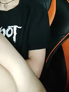 Aashikalaa webcam