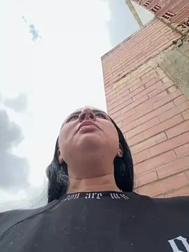 Abril_Luv webcam