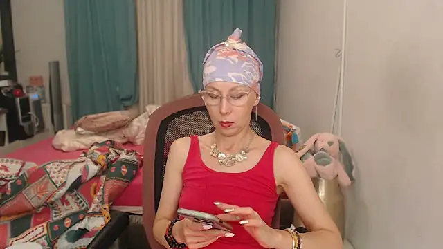 LuxuryNika