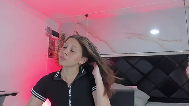 AngelaaCute_
