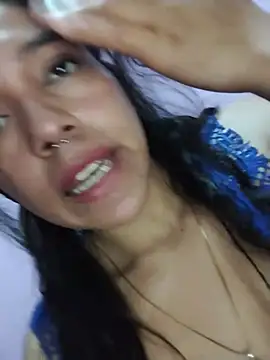 loveHoney02 webcam