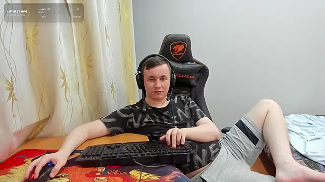 iliaskrislove live cam on StripChat