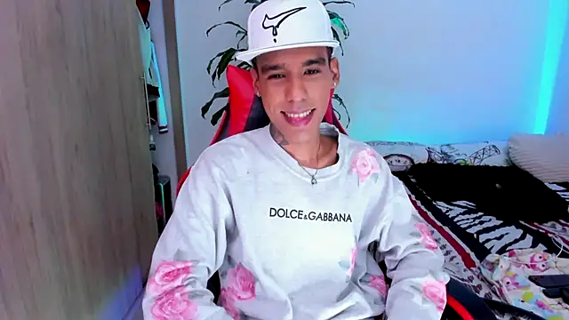 Damianwhite webcam