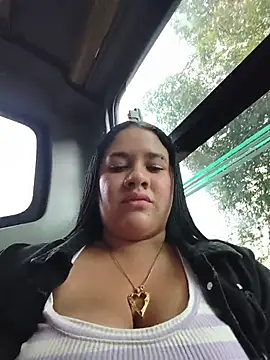 Kendra-daring webcam