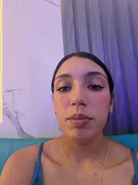 Arianna_Toro_ webcam