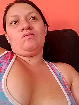 Nyla_velvet webcam