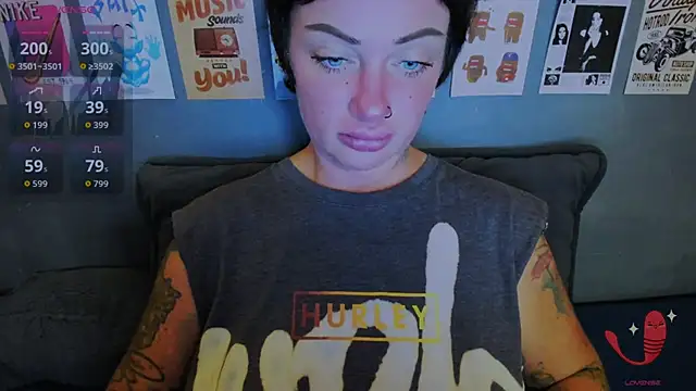 EllieOz webcam