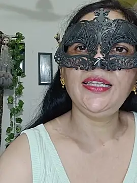 BhabhiPooja69 webcam