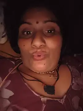 Rakhi99x webcam