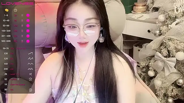 Monica-666888- webcam