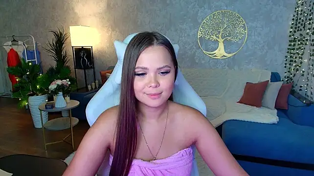 Kira_love_81 webcam