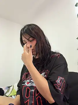 NefertitiXO webcam