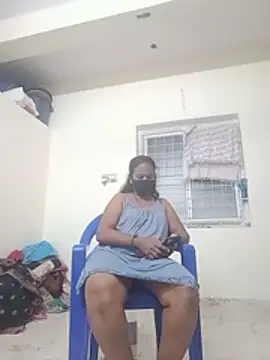 tamil_lekha webcam