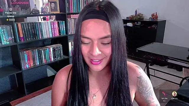 BunnySecret_ live cam on StripChat