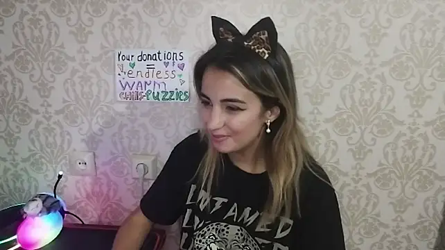 AminaGirls webcam