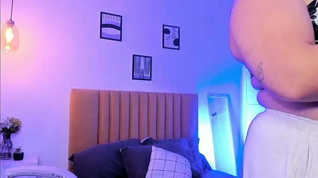 Kiara_Carter webcam