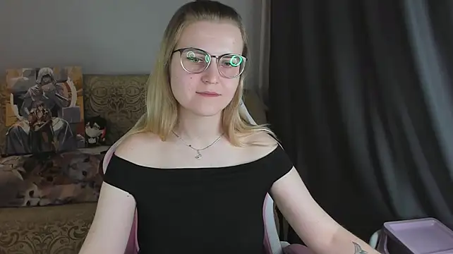 MissBrightShine webcam