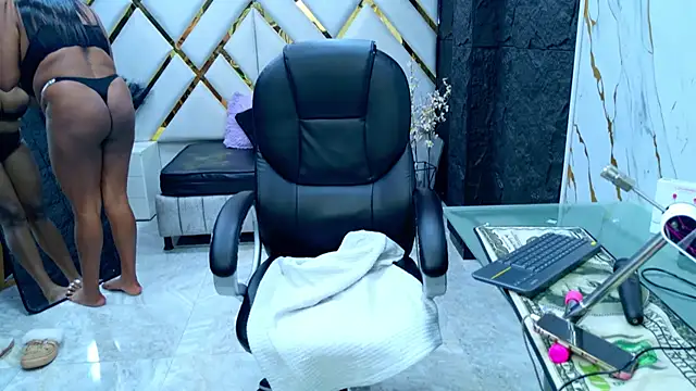 sammanta_boobs webcam