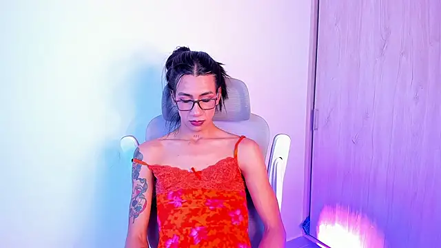 sofiaa_grey_ webcam