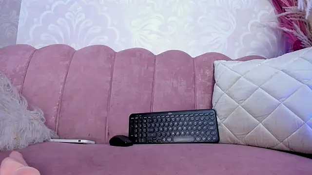 KittyNicolle webcam