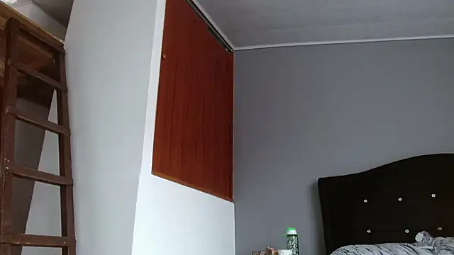 Emilia_1995 webcam