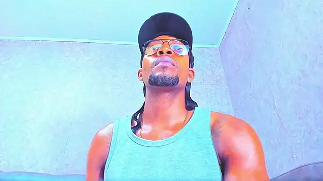 RicoBrown777_ webcam