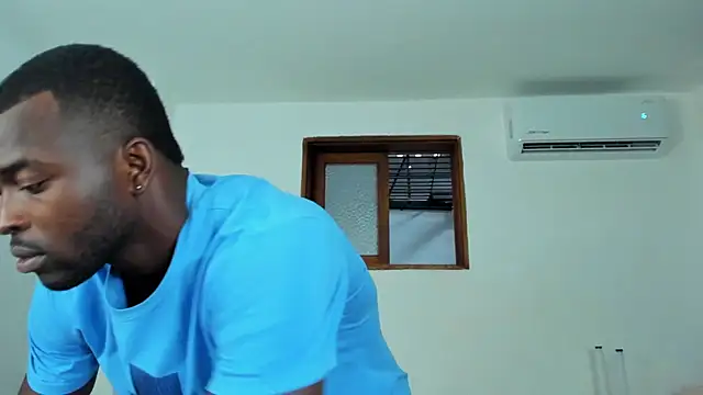 Dylan_Taylor webcam